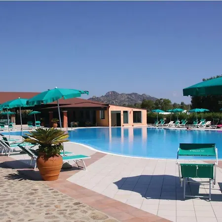 Hotel Futura Le Palme Orosei 4*
